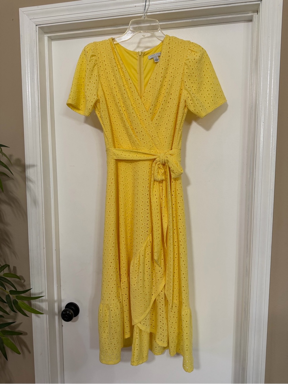 London Style Yellow Eyelet Wrap Midi Dress with Tie